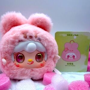 ✨ Yalli × Yooki – Cutey Rabbit Plush Keychain (Blind Box) ✨